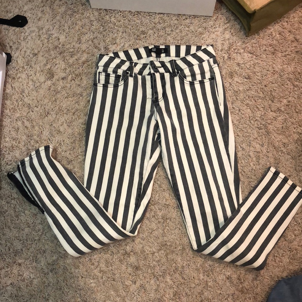 forever 21 stripes jeans never worn